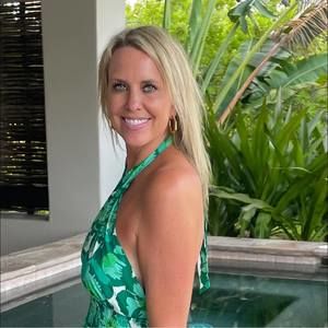 Meet your Posher, Holly